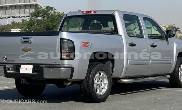 Buy Import Chevrolet Silverado Other Car in Import - Dubai in Iles Buy Import Chevrolet Silverado Other Car in Import - Dubai in Iles