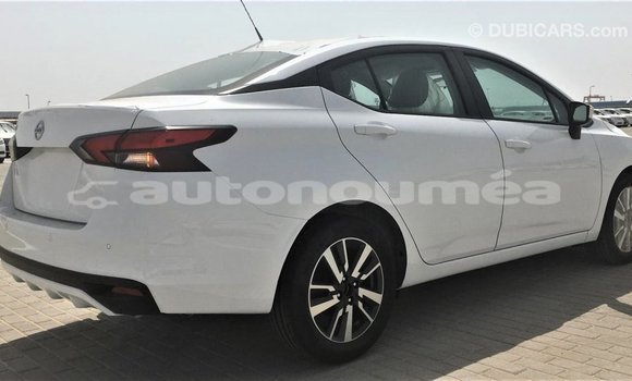 Buy Import Nissan Sunny White Car in Import - Dubai in Iles Buy Import Nissan Sunny White Car in Import - Dubai in Iles