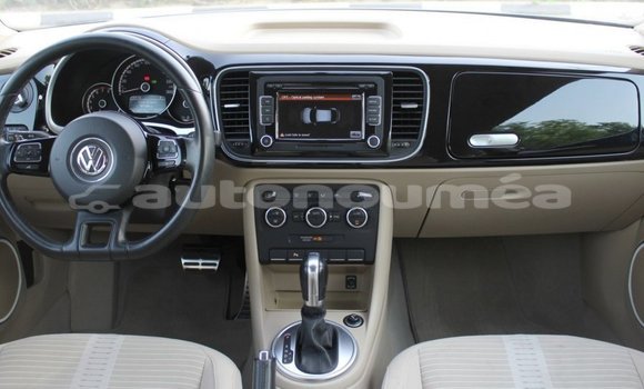 Acheter Import Voiture Volkswagen Beetle Bleu à Import - Dubai, Iles Acheter Import Voiture Volkswagen Beetle Bleu à Import - Dubai, Iles