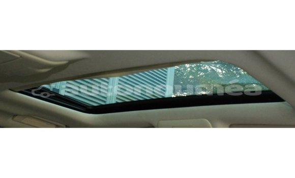 Buy Import Land Rover Range Rover Black Car in Import - Dubai in Iles Buy Import Land Rover Range Rover Black Car in Import - Dubai in Iles