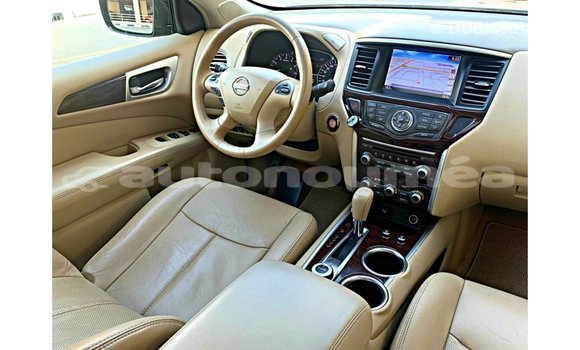 Buy Import Nissan Pathfinder Black Car in Import - Dubai in Iles Buy Import Nissan Pathfinder Black Car in Import - Dubai in Iles