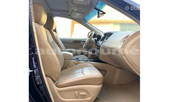 Buy Import Nissan Pathfinder Black Car in Import - Dubai in Iles Buy Import Nissan Pathfinder Black Car in Import - Dubai in Iles