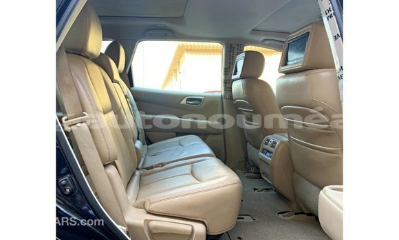 Buy Import Nissan Pathfinder Black Car in Import - Dubai in Iles Buy Import Nissan Pathfinder Black Car in Import - Dubai in Iles