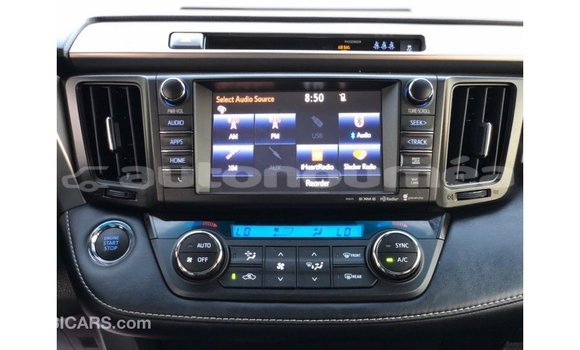 Acheter Import Utilitaire Toyota HiAce Noir à Import - Dubai, Iles Acheter Import Utilitaire Toyota HiAce Noir à Import - Dubai, Iles