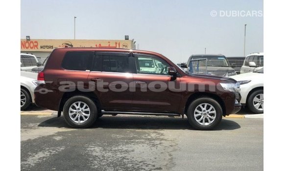 Acheter Import Voiture Toyota Land Cruiser Rouge à Import - Dubai, Iles Acheter Import Voiture Toyota Land Cruiser Rouge à Import - Dubai, Iles