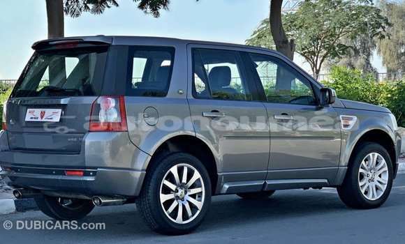 Buy Import Land Rover Defender Other Car in Import - Dubai in Iles Buy Import Land Rover Defender Other Car in Import - Dubai in Iles