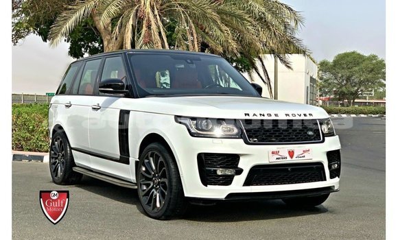 Buy Import Land Rover Range Rover White Car in Import - Dubai in Iles Buy Import Land Rover Range Rover White Car in Import - Dubai in Iles