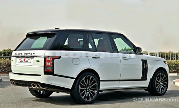 Buy Import Land Rover Range Rover White Car in Import - Dubai in Iles Buy Import Land Rover Range Rover White Car in Import - Dubai in Iles