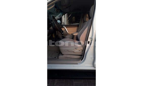 Buy Import Toyota Prado White Car in Import - Dubai in Iles Buy Import Toyota Prado White Car in Import - Dubai in Iles