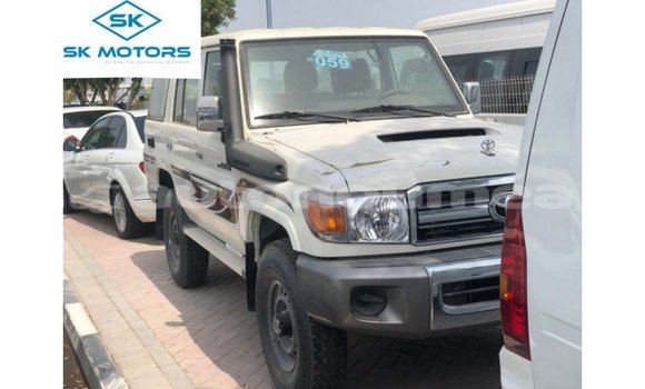 Buy Import Toyota Land Cruiser Other Car in Import - Dubai in Iles