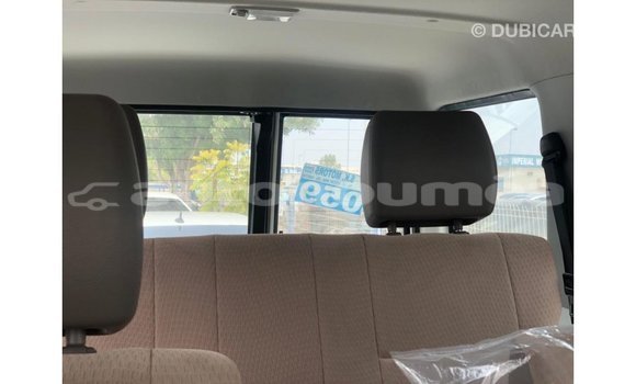 Acheter Import Voiture Toyota Land Cruiser Autre à Import - Dubai, Iles Acheter Import Voiture Toyota Land Cruiser Autre à Import - Dubai, Iles
