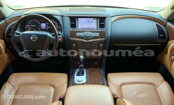 Buy Import Nissan Patrol White Car in Import - Dubai in Iles Buy Import Nissan Patrol White Car in Import - Dubai in Iles