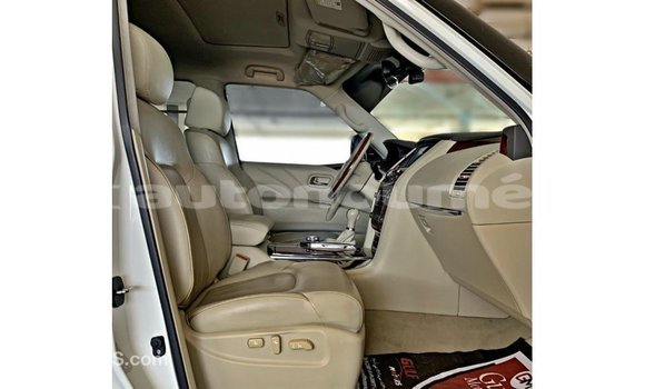 Buy Import Infiniti EX White Car in Import - Dubai in Iles Buy Import Infiniti EX White Car in Import - Dubai in Iles