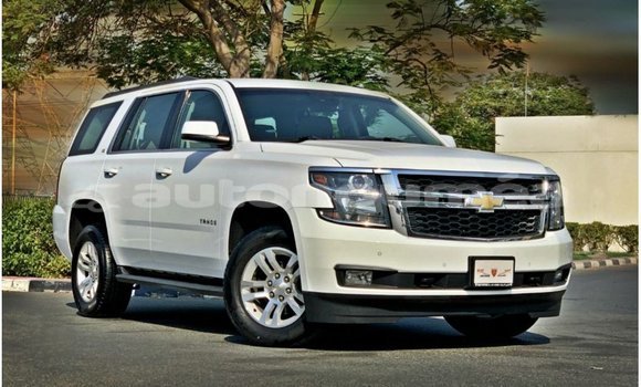 Buy Import Chevrolet Tahoe White Car in Import - Dubai in Iles Buy Import Chevrolet Tahoe White Car in Import - Dubai in Iles