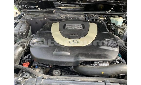 Acheter Import Voiture Mercedes-Benz 190 Noir à Import - Dubai, Iles Acheter Import Voiture Mercedes-Benz 190 Noir à Import - Dubai, Iles