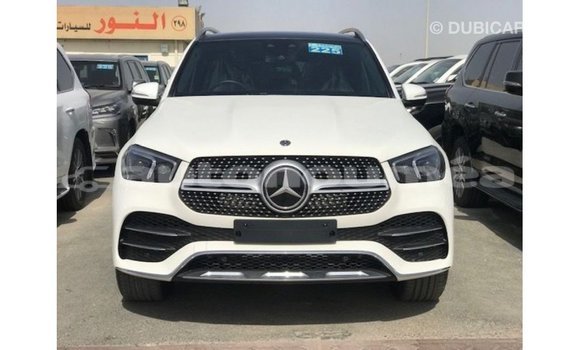 Acheter Import Voiture Mercedes-Benz GLE Blanc à Import - Dubai, Iles Acheter Import Voiture Mercedes-Benz GLE Blanc à Import - Dubai, Iles