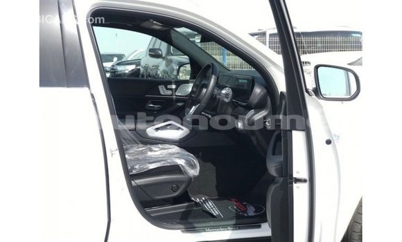 Acheter Import Voiture Mercedes-Benz GLE Blanc à Import - Dubai, Iles Acheter Import Voiture Mercedes-Benz GLE Blanc à Import - Dubai, Iles