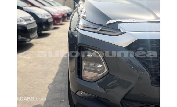 Buy Import Hyundai Santa Fe Green Car in Import - Dubai in Iles Buy Import Hyundai Santa Fe Green Car in Import - Dubai in Iles