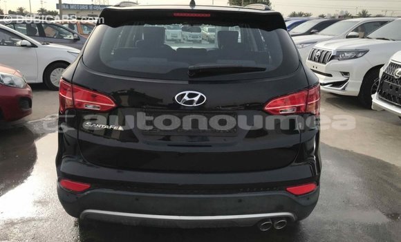 Acheter Import Voiture Hyundai Santa Fe Noir à Import - Dubai, Iles Acheter Import Voiture Hyundai Santa Fe Noir à Import - Dubai, Iles