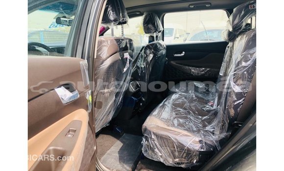 Buy Import Hyundai Santa Fe Green Car in Import - Dubai in Iles Buy Import Hyundai Santa Fe Green Car in Import - Dubai in Iles