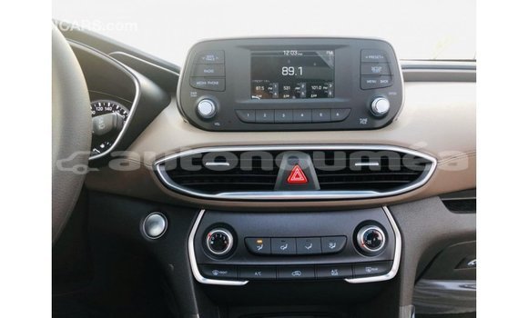 Acheter Import Voiture Hyundai Santa Fe Blanc à Import - Dubai, Iles Acheter Import Voiture Hyundai Santa Fe Blanc à Import - Dubai, Iles