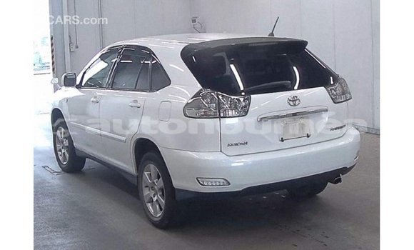 Acheter Import Voiture Toyota Harrier Blanc à Import - Dubai, Iles Acheter Import Voiture Toyota Harrier Blanc à Import - Dubai, Iles