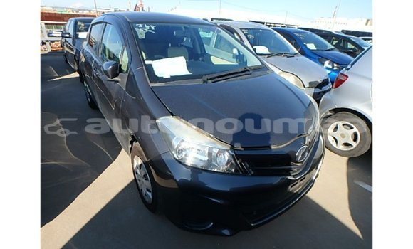 Buy Import Toyota Vitz Other Car in Import - Dubai in Iles Buy Import Toyota Vitz Other Car in Import - Dubai in Iles