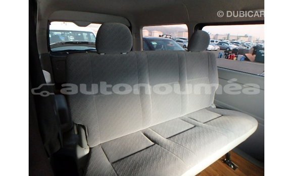 Acheter Import Voiture Toyota Hiace Autre à Import - Dubai, Iles Acheter Import Voiture Toyota Hiace Autre à Import - Dubai, Iles