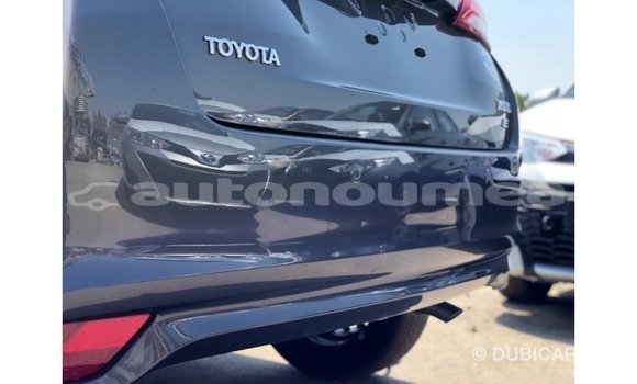 Buy Import Toyota Yaris Other Car in Import - Dubai in Iles Buy Import Toyota Yaris Other Car in Import - Dubai in Iles