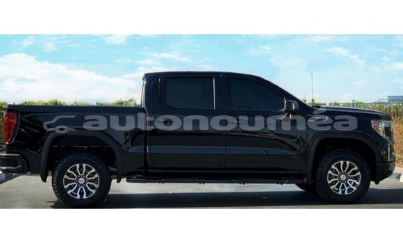 Buy Import GMC Sierra Black Car in Import - Dubai in Iles Buy Import GMC Sierra Black Car in Import - Dubai in Iles