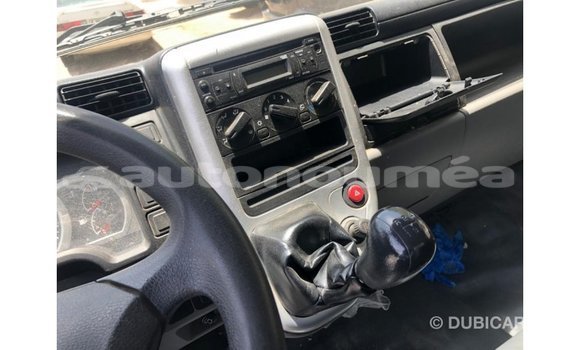 Acheter Import Voiture Mitsubishi i Blanc à Import - Dubai, Iles Acheter Import Voiture Mitsubishi i Blanc à Import - Dubai, Iles