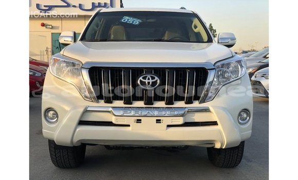 Acheter Import Voiture Toyota Prado Blanc à Import - Dubai, Iles Acheter Import Voiture Toyota Prado Blanc à Import - Dubai, Iles