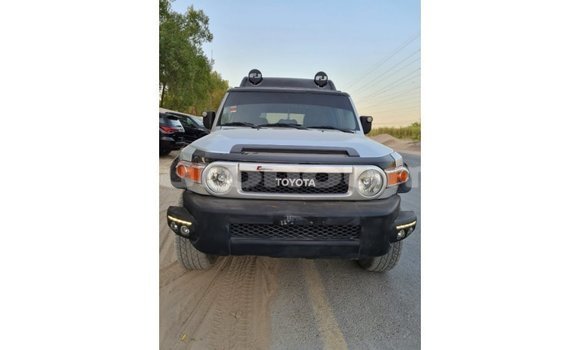 Acheter Import Voiture Toyota FJ Cruiser Autre à Import - Dubai, Iles Acheter Import Voiture Toyota FJ Cruiser Autre à Import - Dubai, Iles