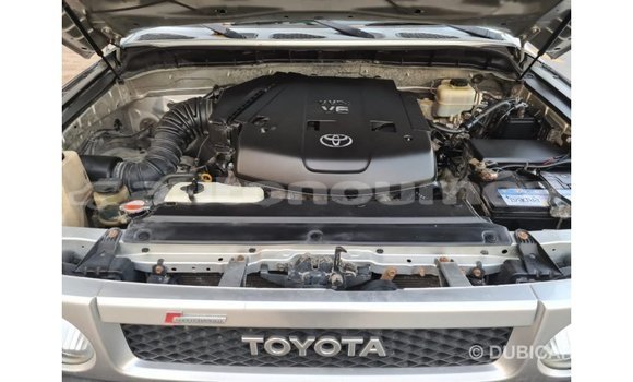 Acheter Import Voiture Toyota FJ Cruiser Autre à Import - Dubai, Iles Acheter Import Voiture Toyota FJ Cruiser Autre à Import - Dubai, Iles