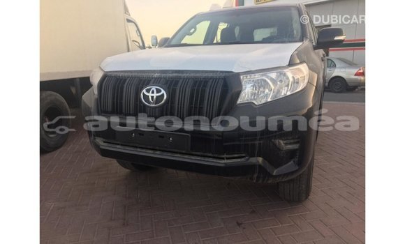 Acheter Import Voiture Toyota Prado Noir à Import - Dubai, Iles Acheter Import Voiture Toyota Prado Noir à Import - Dubai, Iles