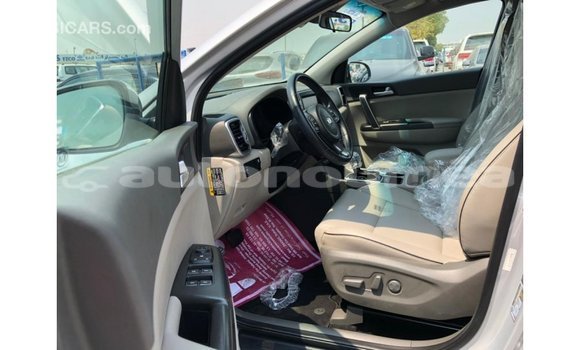 Buy Import Kia Sportage Other Car in Import - Dubai in Iles Buy Import Kia Sportage Other Car in Import - Dubai in Iles