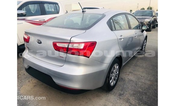 Acheter Import Voiture Kia Rio Autre à Import - Dubai, Iles Acheter Import Voiture Kia Rio Autre à Import - Dubai, Iles