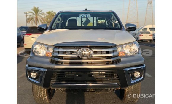 Buy Import Toyota Hilux Other Car in Import - Dubai in Iles Buy Import Toyota Hilux Other Car in Import - Dubai in Iles