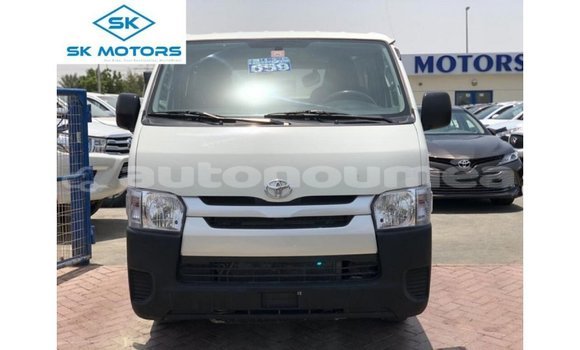 Acheter Import Utilitaire Toyota DA Blanc à Import - Dubai, Iles Acheter Import Utilitaire Toyota DA Blanc à Import - Dubai, Iles