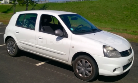 Acheter Occasion Voiture Renault Clio Blanc à Noumea, Sud Acheter Occasion Voiture Renault Clio Blanc à Noumea, Sud