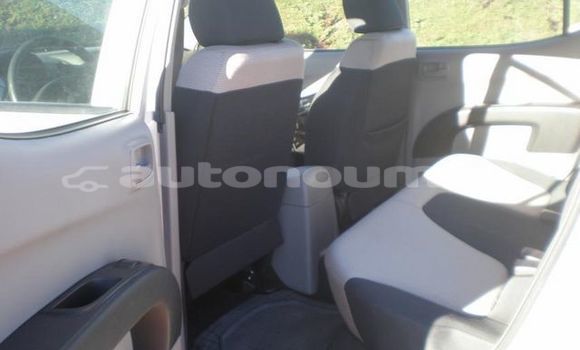 Acheter Occasion Voiture Mitsubishi L200 Gris à Noumea, Sud Acheter Occasion Voiture Mitsubishi L200 Gris à Noumea, Sud