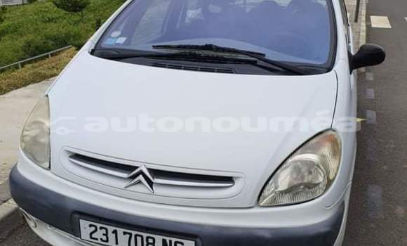 Acheter Occasion Voiture Citroen C4Picasso Blanc à Noumea, Sud Acheter Occasion Voiture Citroen C4Picasso Blanc à Noumea, Sud