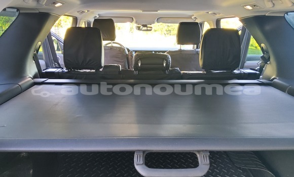 Acheter Occasion Voiture Land Rover Discovery Gris à Paita, Sud Acheter Occasion Voiture Land Rover Discovery Gris à Paita, Sud