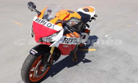 Acheter Occasion Voiture Honda Street Autre à La Foa, Sud Acheter Occasion Voiture Honda Street Autre à La Foa, Sud