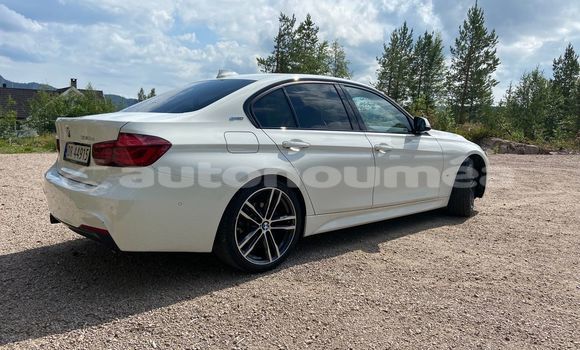 Acheter Occasion Voiture BMW 3Series Blanc à Noumea, Sud Acheter Occasion Voiture BMW 3Series Blanc à Noumea, Sud