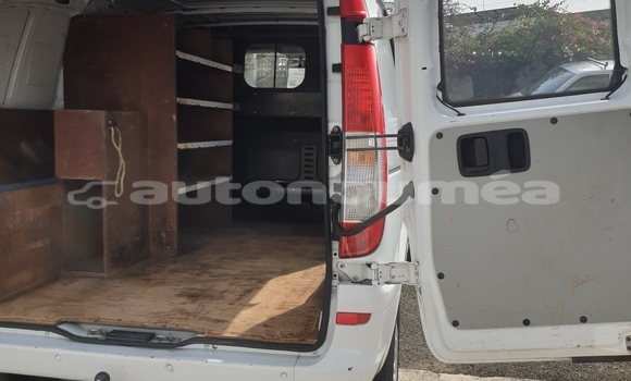 Acheter Occasion Utilitaire Mercedes‒Benz Vito Blanc à Noumea, Sud Acheter Occasion Utilitaire Mercedes‒Benz Vito Blanc à Noumea, Sud