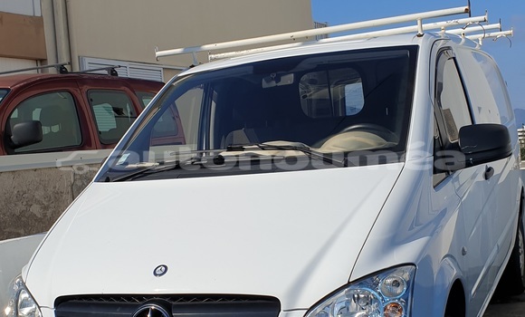 Acheter Occasion Utilitaire Mercedes‒Benz Vito Blanc à Noumea, Sud Acheter Occasion Utilitaire Mercedes‒Benz Vito Blanc à Noumea, Sud