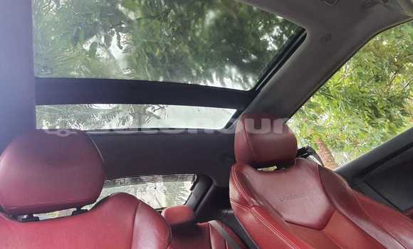 Buy Used Hyundai Veloster Silver Car in Bourail in Sud