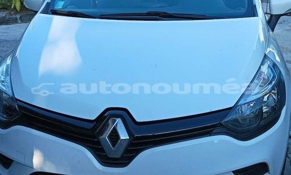 Acheter Occasion Voiture Renault Clio Blanc à Dumbea, Sud Acheter Occasion Voiture Renault Clio Blanc à Dumbea, Sud