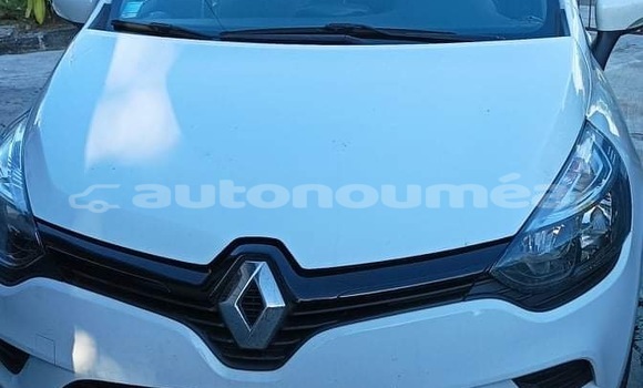 Acheter Occasion Voiture Renault Clio Blanc à Dumbea, Sud Acheter Occasion Voiture Renault Clio Blanc à Dumbea, Sud